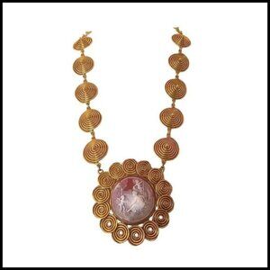 Vintage Signed Goldette‎ Gold Swirl 3D Spiral Necklace Large Pedant Cameo Scenic
